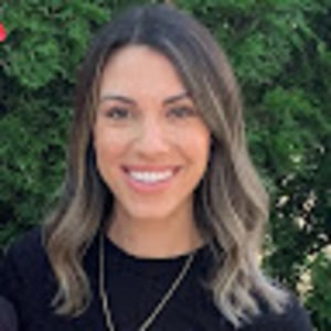 Meet your Posher, Danielle